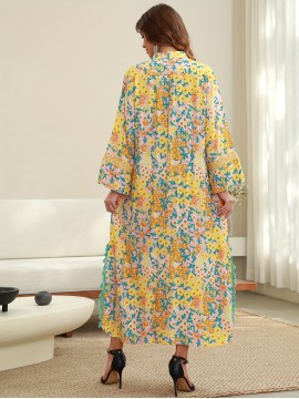 Elegant Floral Print Abaya with Golden Accents - Long Sleeve, Mid-Length, Loose Fit, Slit Hem, Embroidered Detail, Perfect for Saudi National Day, All-Season Wear, Cultural Attire|Floral Print Abaya|Embroidered Detailing, Abaya Dress